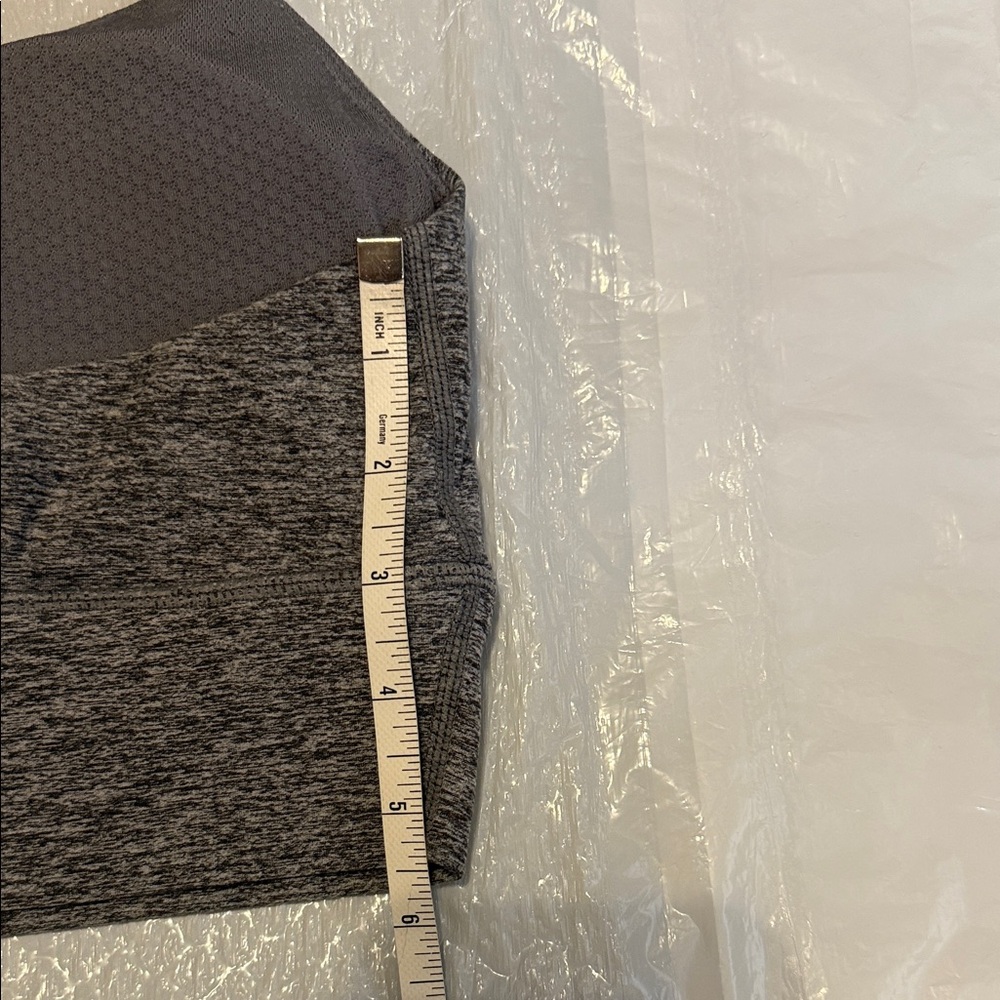 Vuori Longline Evolution Sports Bra - Picture 5 of 8